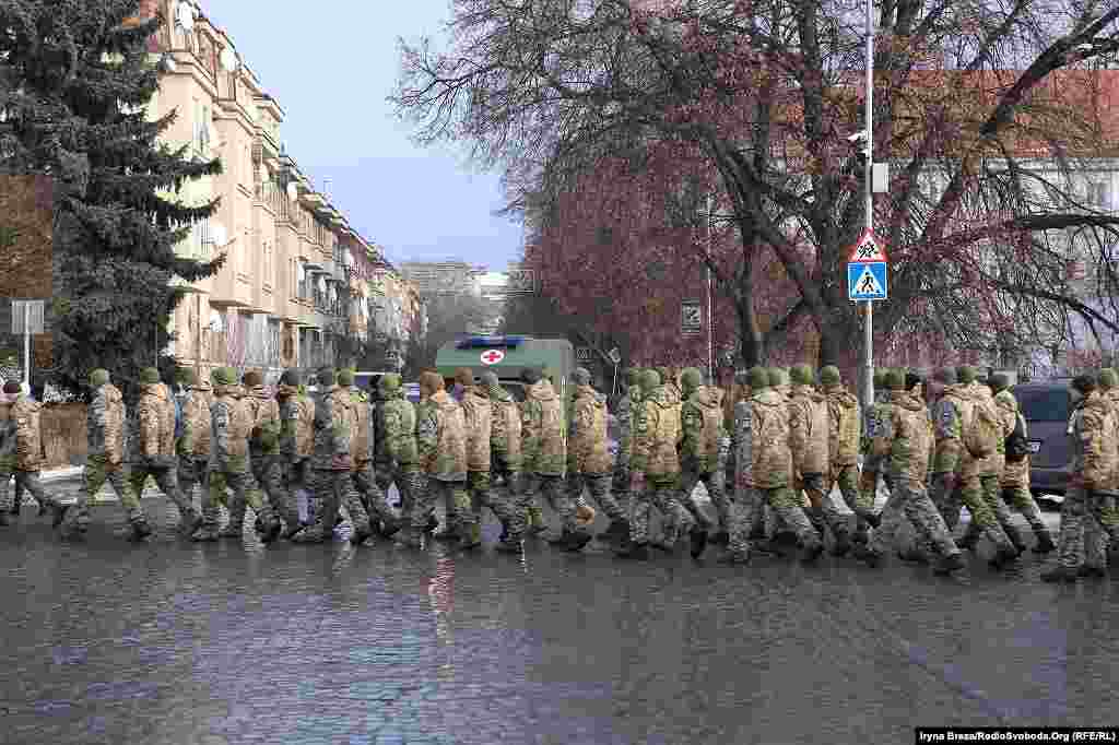 Шість військовослужбовців за час служби отримали поранення. 18 квітня цього року загинув старший солдат Давид Шартава. А 27 травня від кулі снайпера&nbsp;&ndash;&nbsp;заступник командира 15-го батальйону Максим Польовий