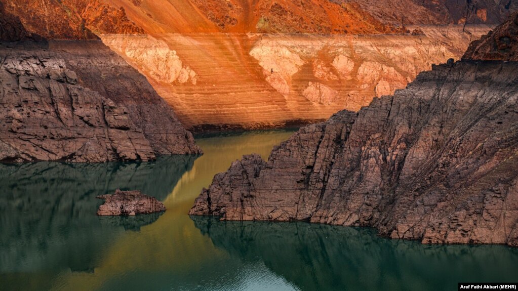 کاهش سطح آب سد کرج، یکی از مهم‌ترین منابع تامین‌کننده آب تهران