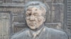 «Ползучее развенчание культа личности» — политолог о  закате эпохи Назарбаева