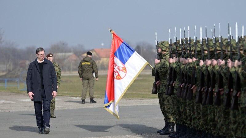Srbija od oružja izvozi sve što stigne, kaže Vučić 