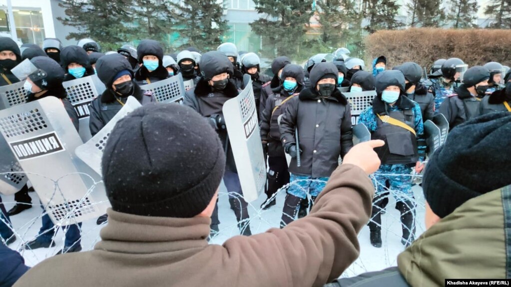 Акция протеста в Семее. Восточно-Казахстанская область, 5 января 2022 года.
