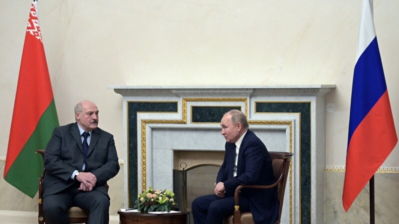A. Lukașenka și  V. Putin se vor întâlni săptămâna aceasta pe fondul unor manevre militare comune