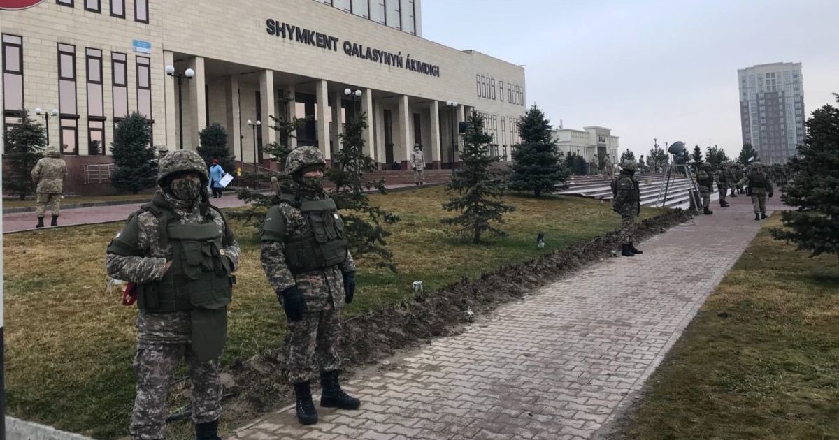 Тар былғары киімдегі арулар порно видео