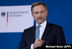 German Finance Minister Christian Lindner: "More damage on ourselves than on them."