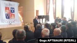 Минрегионразвития с целью разъяснить широким массам смысл грядущих изменений сегодня, что называется, пошло в народ. Первым адресом стал Гори – центр региона Шида Картли