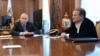 Президент Росії Володимир Путін (ліворуч) і керівник проросійської організації «Український вибір» Віктор Медведчук у Кремлі. Москва, 25 травня 2016 року