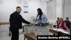 Votimet nëpër Kosovë përmes fotografive