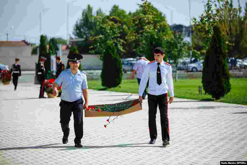 Полисхой а ца бисира юьстах.