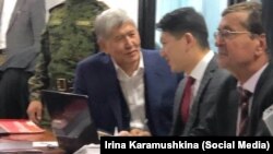 Судебное заседание по кой-ташскому делу. 3 марта 2020 г. Бывший президент Алмазбек Атамбаев и адвокат Замир Жоошев.