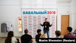 Волонтеры штаба Навального, иллюстративное фото