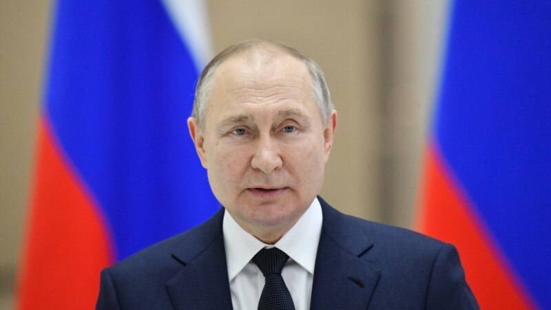 Kremlj razmatra postavljanje 'političkih instruktora' u ministarstva i državne kompanije kako bi ojačao podršku