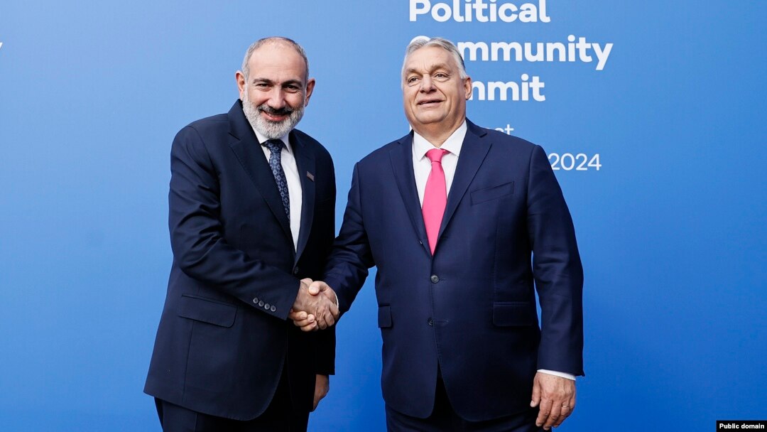 Nikol Paşinyan və Viktor Orban