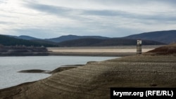 Уровень воды в Загорском водохранилище, которое снабжает Большую Ялту, упал до критической отметки