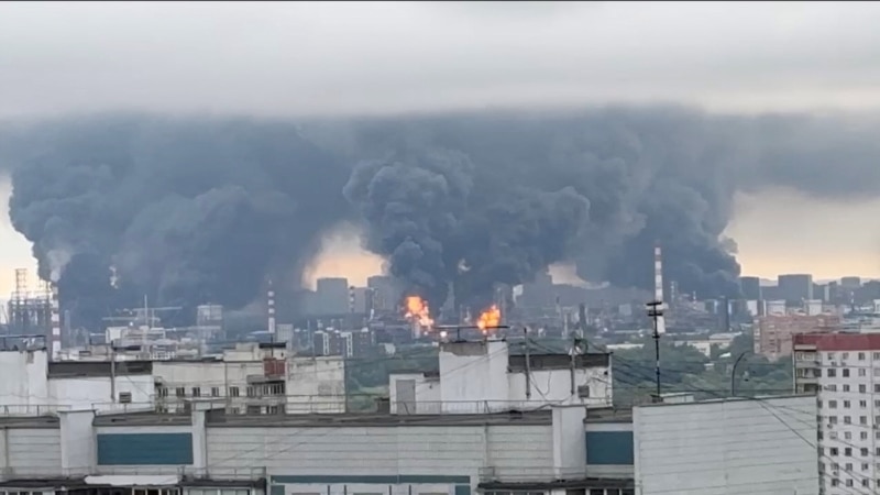 Second Strike In Days Hits Key Moscow Oil Refinery