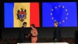 Inițierea Acordului de asociere Moldova-UE. Iurie Lancă, Catherine Ashton și Karl de Gucht, Vilnius, 29 noiembrie 2013.