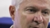 Gates In Kosovo, Underlines U.S. Commitment