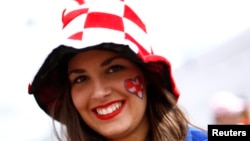 Խորվաթիայի հավաքականի երկրպագուհին Ֆրանսիայում, հունիս, 2016թ.