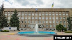 Будынак адміністрацыі Нікапалю