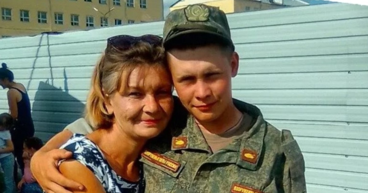 “პუტინის „სპეცოპერაციის“ ფასი” – დედას უკრაინასთან ომში დაღუპული შვილის საფლავზე გული გაუჩერდა