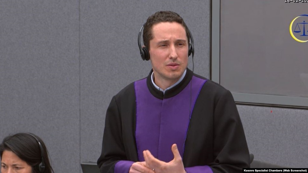 Prokurori James Pache.