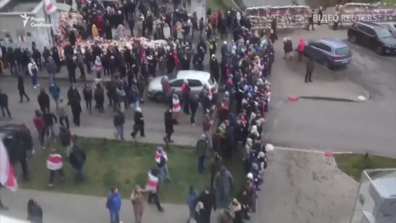 Более 900 задержанных: силовики разогнали протестующих на «Площади перемен» в Минске (видео)