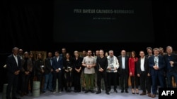 Учасники церемонії нагородження Bayeux Calvados-Normandy Award, північно-західна Франція, 12 жовтня 2024 року