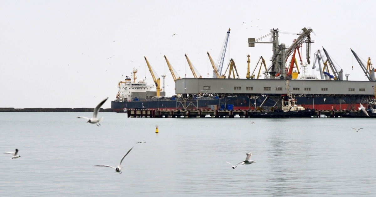 ტუაფსეს პორტში დრონის თავდასხმის შედეგად ტანკერს ცეცხლი გაუჩნდა