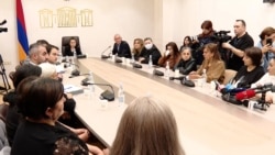 «Հուսահատ ենք, օգնեք». անհետ կորածների, զոհվածների հարազատները հանդիպեցին ընդդիմադիր պատգամավորներին