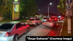 Иркутск, очередь за бензином
