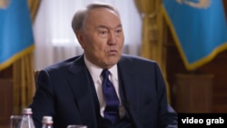 Нурсултан Назарбаев в кадър от филма „Казак. Историята на златния човек”, 6 юли 2021 г.