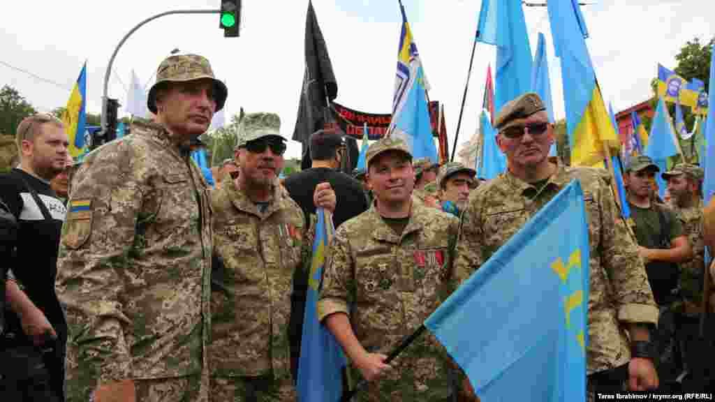 Военный из Севастополя, капитан второго ранга ВМС Украины Тимур Баротов также рассказал, что был рад видеть сослуживцев из Крыма