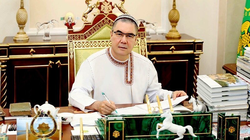 Президент Туркменистана официально возглавил и законодательную власть страны
