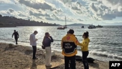 بودروم ته نږدې ساحل کې ترکي ګارډان او ژغورونکي