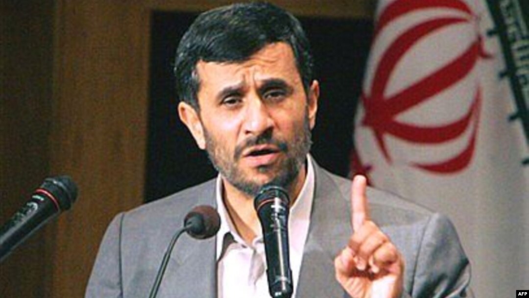 دولت محمود احمدی‌نژاد اخیرا برای استخدام هزاران تن در استانداری‌ها و نهاد ریاست جمهوری مجوز صادر کرده است.