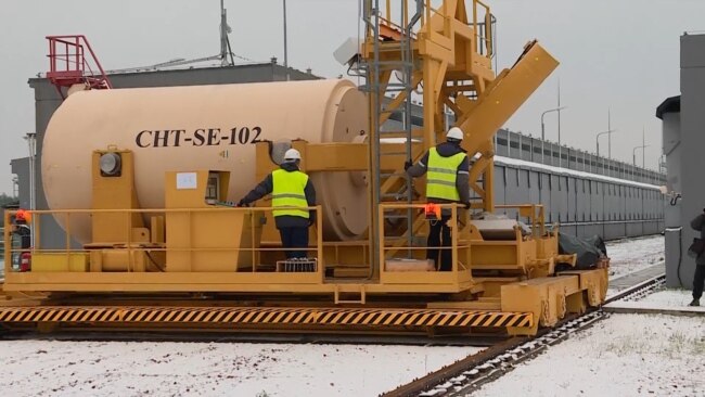 Nuclear Fuel From Chernobyl Reactors Loaded For Longer-Term Storage