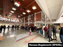 Gužva na glasačkom mjestu u Zrenjaninu