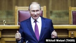 Володимир Путін пропонує не застосовувати кримінальне покарання за статтею у разі, якщо діяння було вчинене одноразово і не становить загрози для безпеки держави