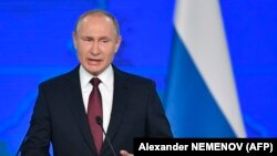 Путін: Росія готова до переговорів стосовно роззброєння, але «стукати в закриті» не буде
