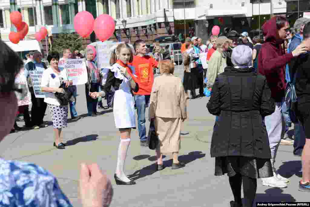 Митинг татарстанских комросов