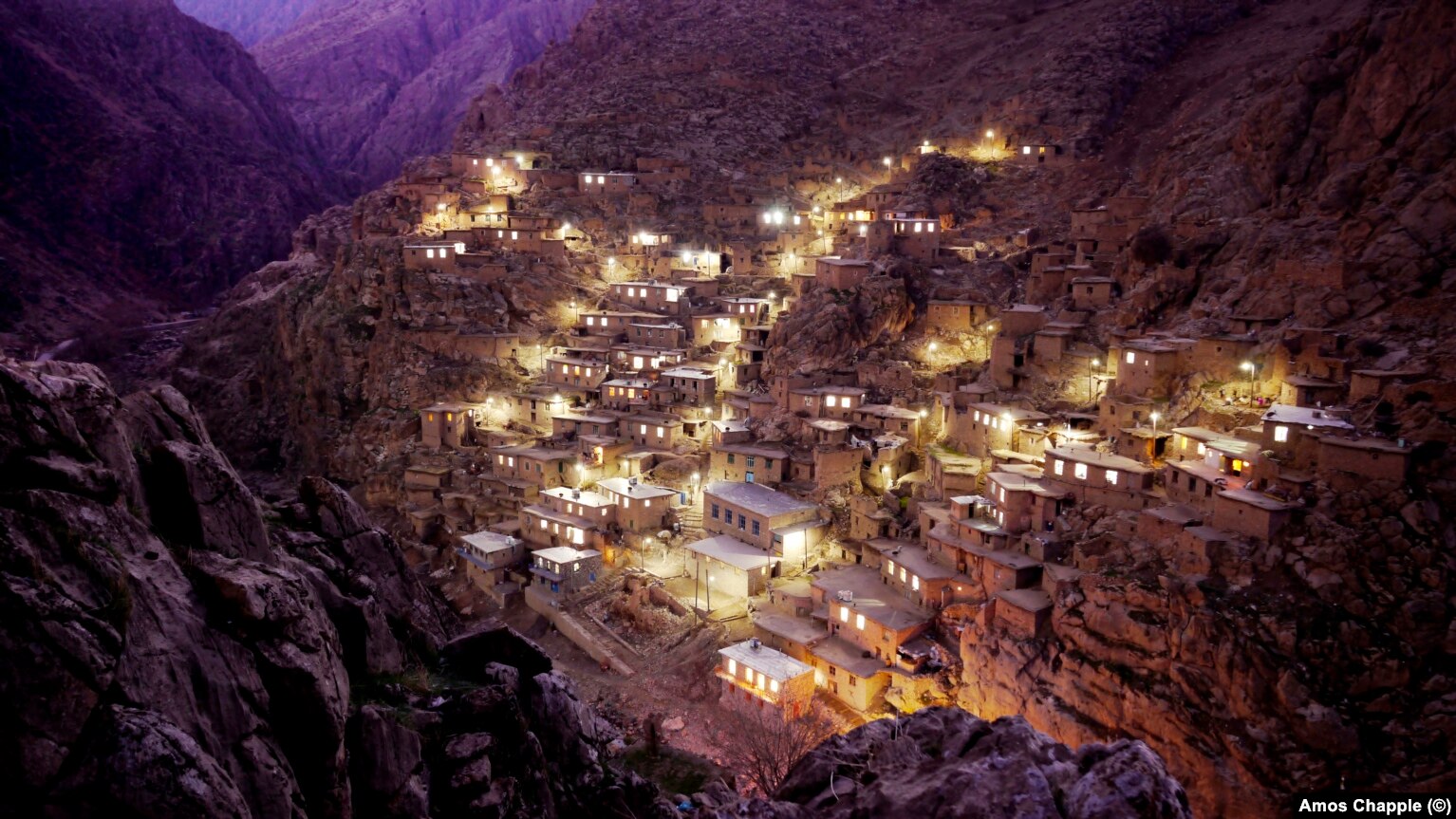 Fshati Palangan, një fshat në rajonin kurd të Iranit perëndimor.