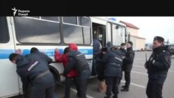 Муҳоҷирони ихроҷшуда аз Путин ҳаққи бозгашт ба Русияро дархост доранд