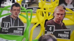 "Чтобы свобода пришла в Беларусь". Акция в Вильнюсе в поддержку сотрудников белорусских СМИ, которые находятся в тюрьмах и колониях