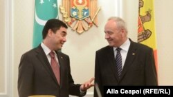 Gurbangulî Berdîmuhammedov şi Nicolae Timofti