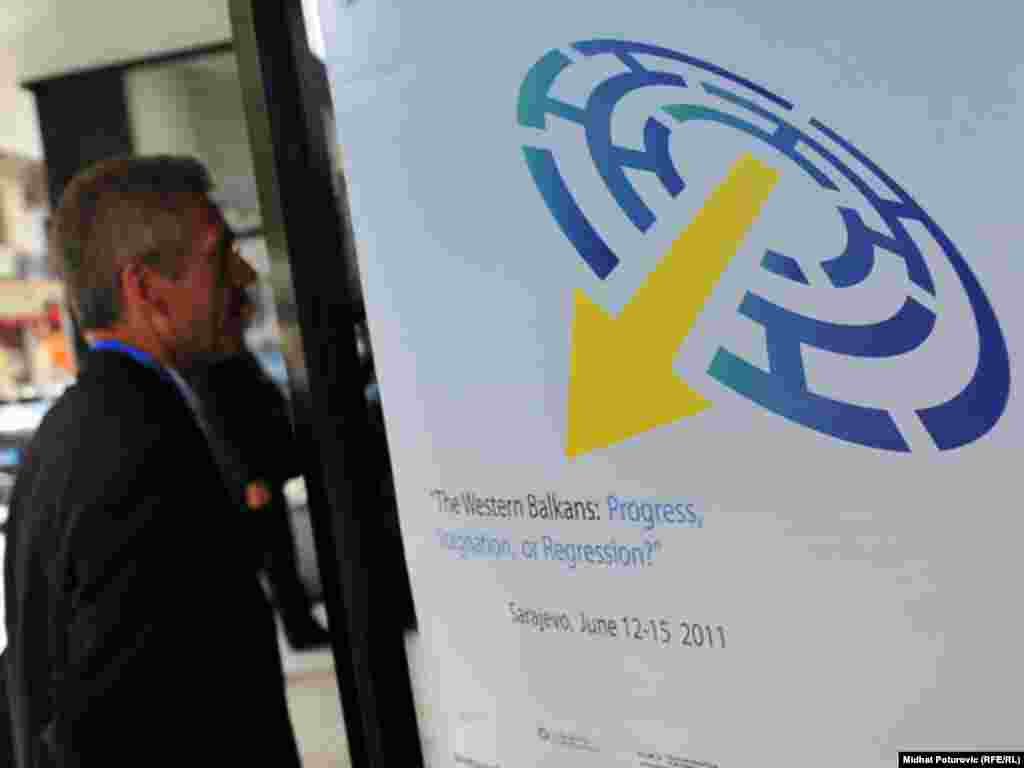 BiH - Konferencija Zapadni Balkan "Napredak, stagnacija ili regresija" održana u Sarajevu od 12.-15. juna 2011. Foto: RSE / Midhat Poturović  