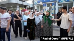 Протест жителей Худжанда, у которых сносят дома