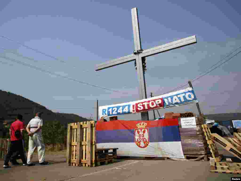 Barikade u Rudarama kod Zvečana, 15. septembar 2011, Foto: REUTERS/Marko Đurica