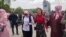 Чечня отметила Первомай после жалоб на принуждение к митингу