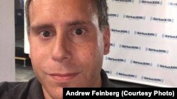 Sputnikin keçmiş Ağ Ev müxbiri Andrew Feinberg