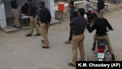 ارشیف، پاکستاني پولیس