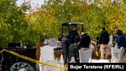 Snimci s mjesta gdje su izvršena iskopavanja na groblju u selu Hajvali.